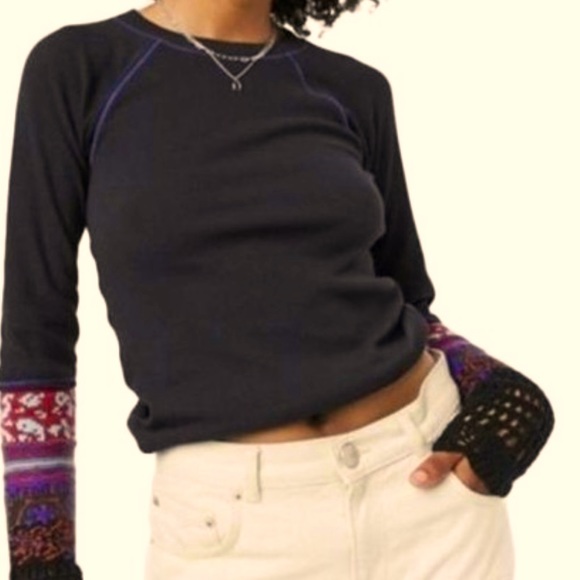 Free People In The Mix Cuff Top - Picture 1 of 3
